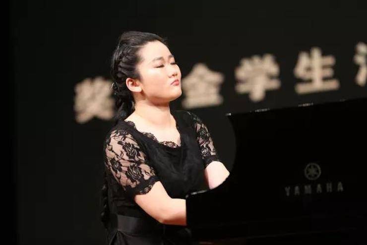 奏响青春旋律，添彩艺术人生|2017菲彩国际亚洲音乐奖学金综合师范类院系全国汇报音乐会（第一。┰猜淠