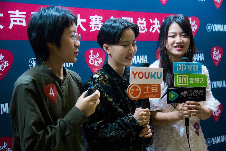 第四届“菲彩国际吉他女声弹唱大赛”总冠军出炉<br />温格夺冠，董冬冬担任评委